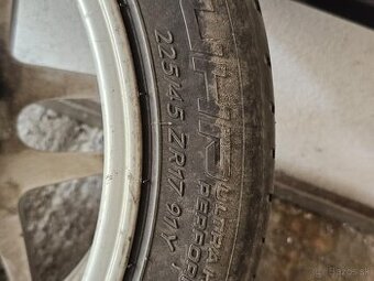 Gumy velkost 205/55/R17
