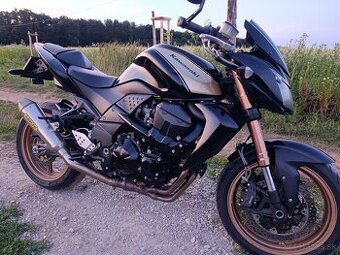 Kawasaki Z750R