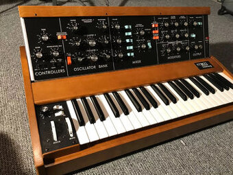Moog Minimoog Model d, reedícia 2016, skvelé