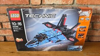 LEGO Technic 42066 Pretekárska stíhačka