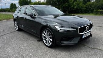 Volvo V60 T4 Momentum Pro A/T
