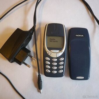Nokia 3310 s nabíjačkou