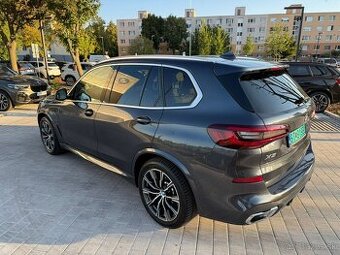 BMW X5 45e