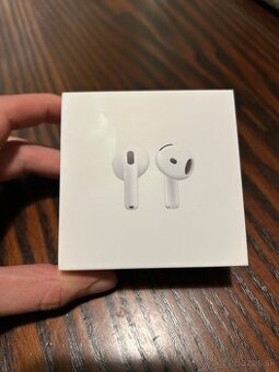 AirPods 4