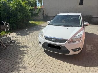 Ford focus mk2 facelift 1.6 benzín 74kw