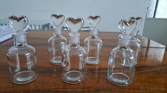 Sklenené fľaštičky