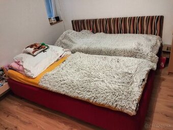 jednolôžkové postele