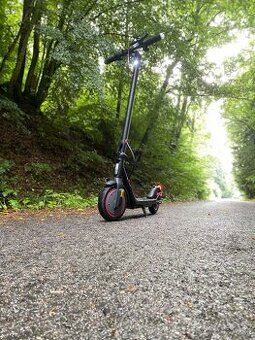 Na predaj elektrická kolobežka Sencor Scooter One S25