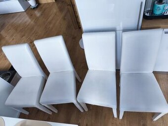 Jedálenské stoličky