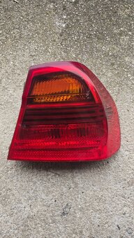 Bmw e90 zadne svetla