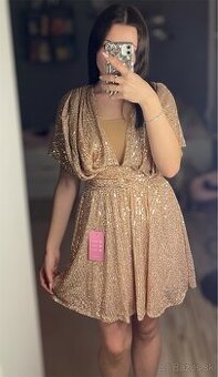 Krátke spoločenské šaty, veľ. S, s vysačkou