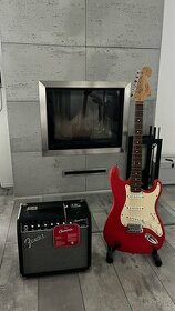 Squier by Fender+combo Fender Champion20