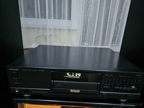 TECHNICS COMPACT DISC PLAYER SL-PS900