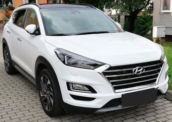 Hyundai Tucson 1.6 T-GDi Premium A/T 4x4, panoráma okno