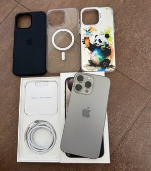Apple iPhone 15 Pro Max 256GB Natural Titanium- top