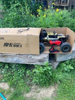 RC auto- crawler