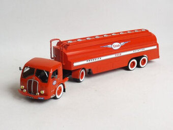 Somua JL17 Cisterna Esso 1:43