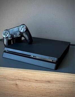 Sony PlayStation 4 slim (500 Gb)