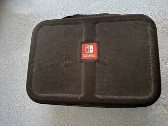 Nintendo Switch Červeno-modrý