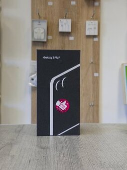 Samsung Galaxy Z Flip 7 256GB Jetblack