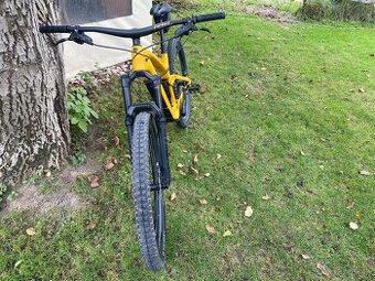 Predam nejazdený elektro bike TREK Fuel EX -e