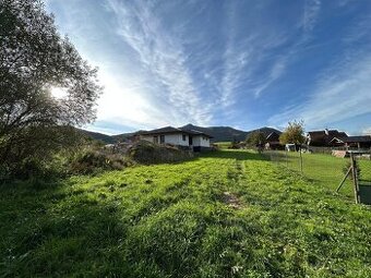 Pozemok 1173 m² vhodný na rodinný dom v Žaškove