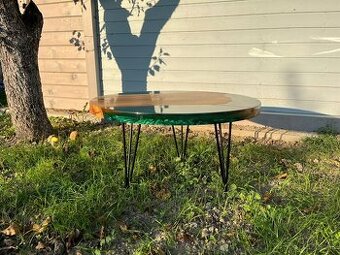 Originálny konferenčný stôl – dub & epoxid (Smaragdová zelen