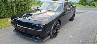 DODGE CHALLENGER 5,7 Hemi 2019 33 000 km