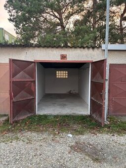 Prenájom garáže na sídlisku Boriny v D. Strede