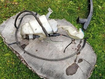 Nádržka ostrekovača komplet Superb1