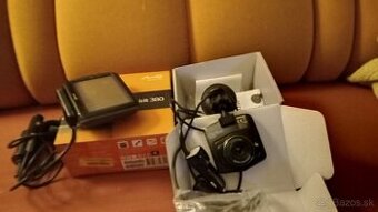 Predám navigáciu, auto kameru.