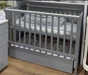 Predam hojdacia postelka