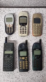 6x staré mobilné telefóny - Nokia, GSM, Ericsson