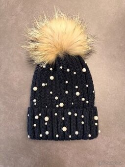 Dámska zimná čiapka s pravou kožušinou