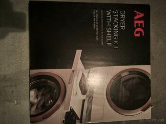 Policka a spojovaci diel AEG Stacking Kit