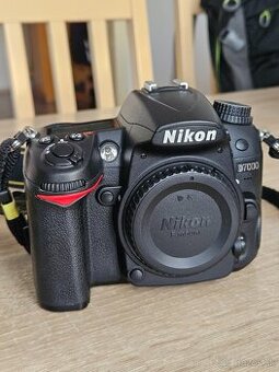 Nikon D7000