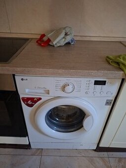 Predam LG pracku uplne v poriadku