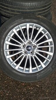 Originální Audi R18 8J ET39 – kvalitní Michelin –