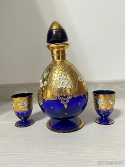 Luxusná sklenená karafa + 2 poháre (zlatené, modré sklo)