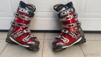 Lyziarky Atomic c. 39/40.