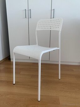 Stolička Ikea ADDE