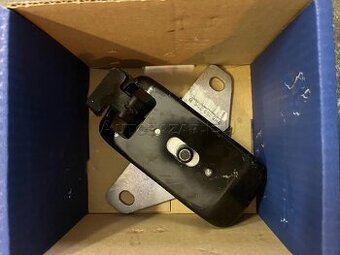 Silentbloky Lemforder VW Amarok 3.0 tdi 35 eur kus