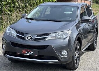 Toyota Rav4 2.0D D4D 4x4 KAMERA TEMPOMAT nafta manuál 91 kw