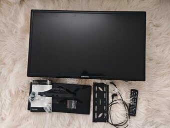 LCD LED Televizor Samsung s drziakom na stenu