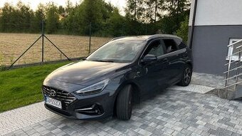 Hyundai i30 kombi Play 1.5 TGDI 118kw 12/2022 odpocet DPH