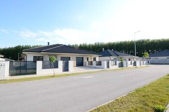 33Reality| Posledný 4.izbový rodinný dom s dvoma bytovými.