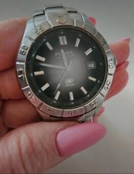 veľké hodinky Fossil velké unisex