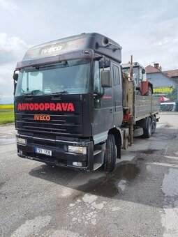 Iveco - valník s hydraulickou rukou - 1