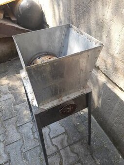 Rezačka na repu - 1