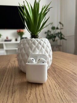 Bezdrôtové slúchadlá Apple AirPods